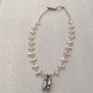 Stick Pearls Necklace with Pendant